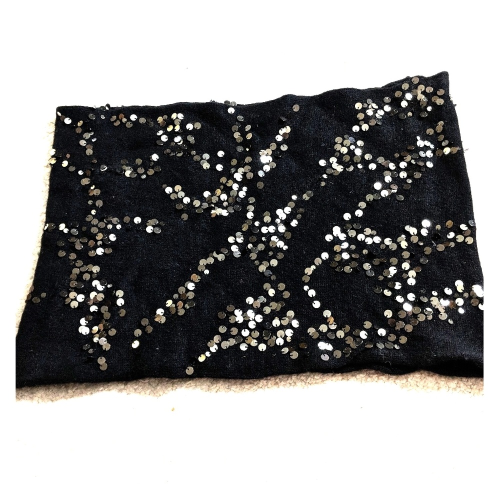 Simply Vera Wang infinity sequins scarf